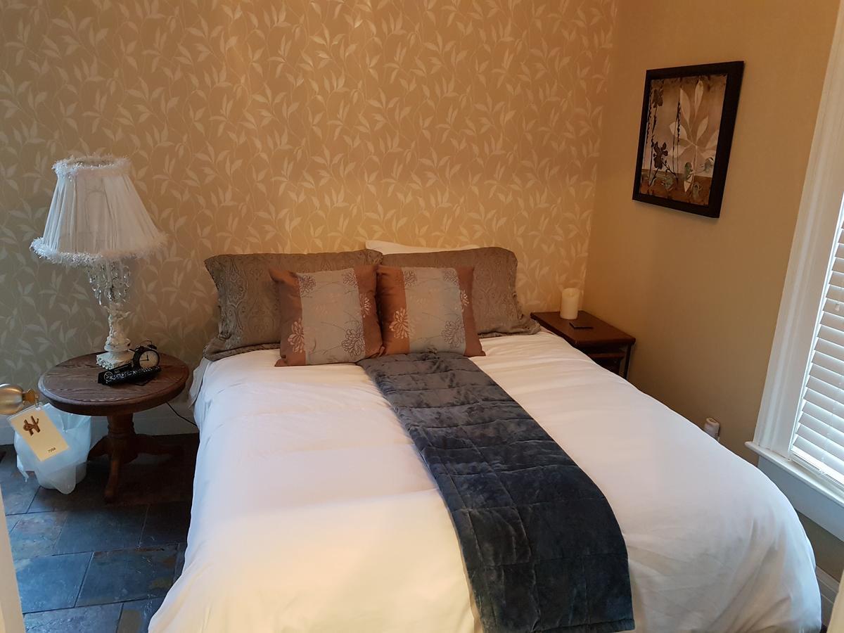 Hellemsfield Inn & Bed And Breakfast Kingsville Ngoại thất bức ảnh
